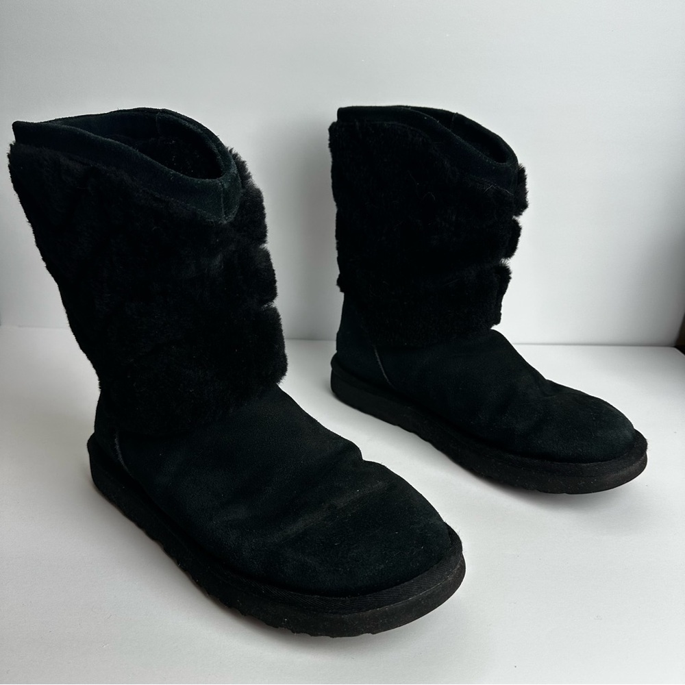 Ugg Tania Boots Women's Size 9 Shoes Shearling Chevron Black Winter Snow Outdoor